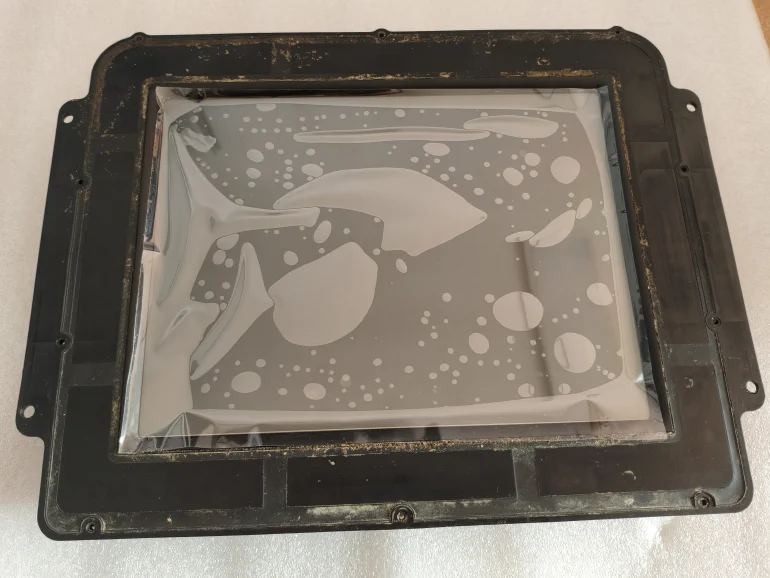 Naprawa paneli dotykowych do maszyn rolniczych