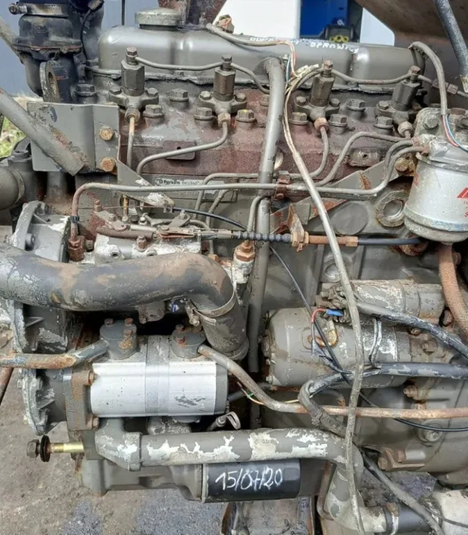 Silnik Perkins 4.236 / 4 cyl 70 km z Renault 70.34
