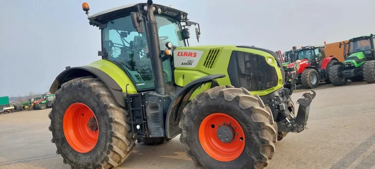 Claas Axion 810