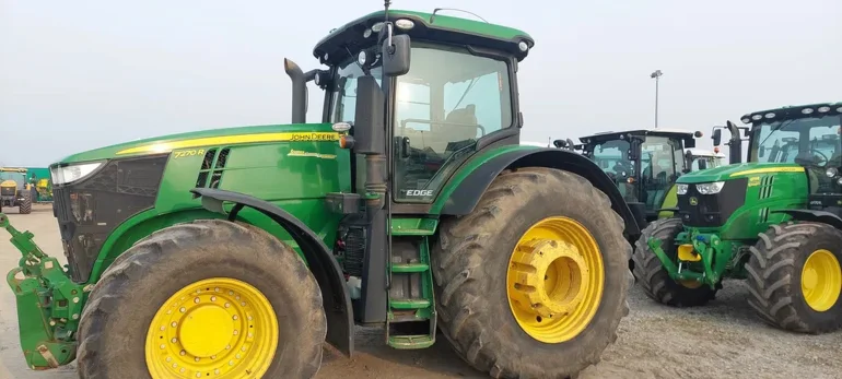 John Deere7270 R