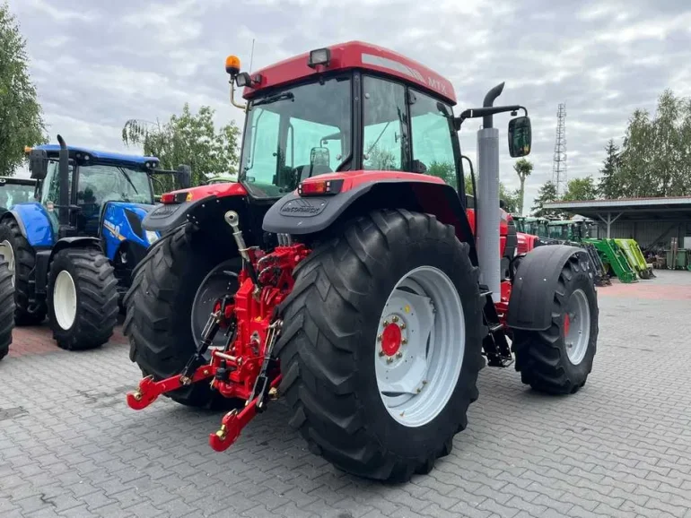 McCORMICK MTX 135 / Klimatyzacja / Przednia oś + kabina amortyzowana /