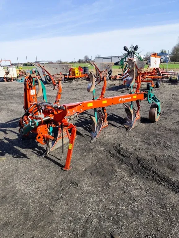 Pług 3 skibowy obrotowy kverneland vd100 ażurowy, stan Nówka, vario