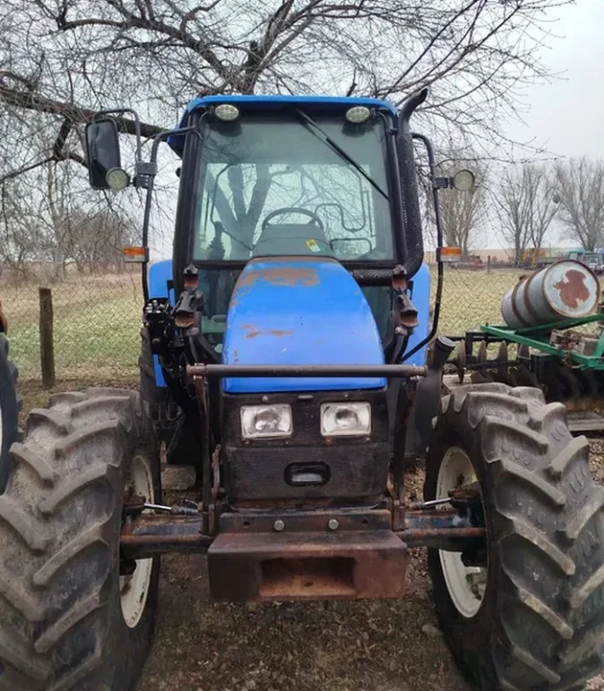 New Holland TL 100