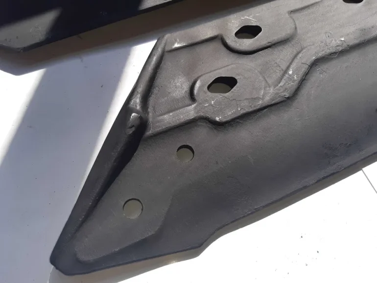 Lemiesz pługa Kuhn HUARD 16" (622136 / 622137) OPaLL-AGRI Promocja