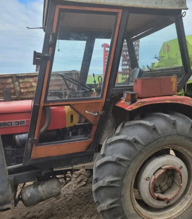 Części ursus c 360 3p kabina , tur , pozostałości