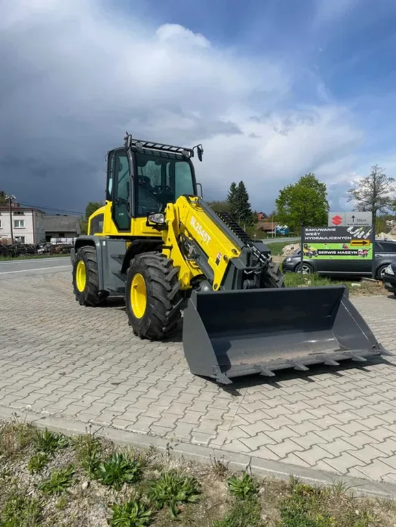 NOWA Ładowarka kołowa STORM SL1200 UDŹWIG 1500KG 4X4 2024 ŁYŻKA Gratis