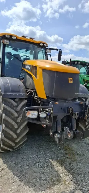 JCB Fastrac 8250 V-TRONIC