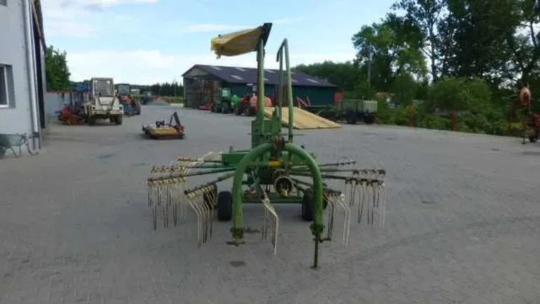 Zgrabiarka KRONE SWADRO 3.80 - 4.20 / 12