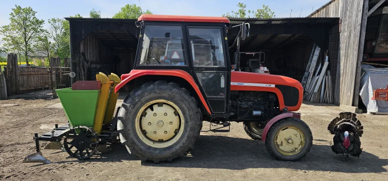 Traktor Ursus C355