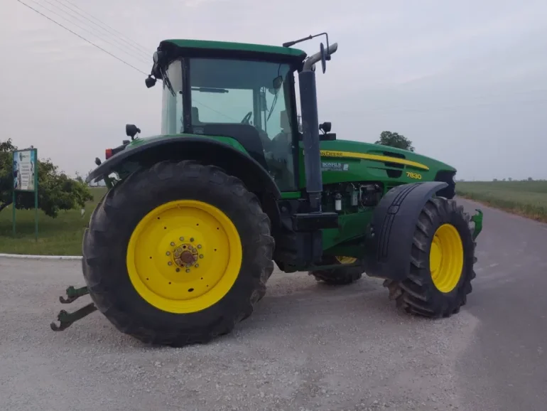 John Deere 7830 pneumatyka
