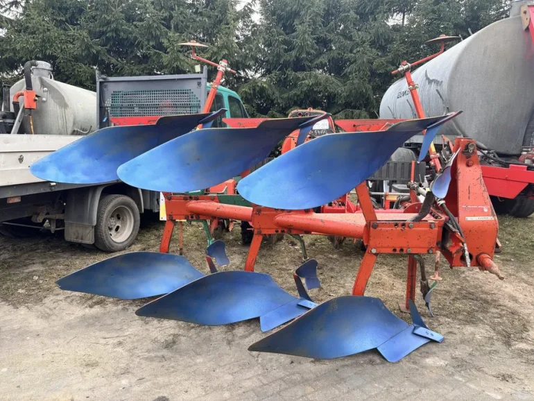 Pług 3 skibowy obrotowy Kverneland przedpłużki obrot noże