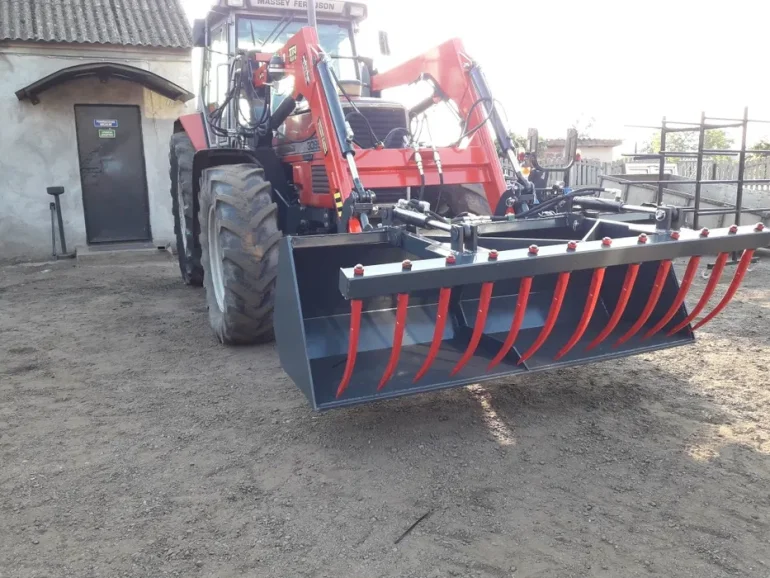 Firma ART-TUR Ładowacz Tur 4 euro ramka mf massey Ferguson 3050 ,3060