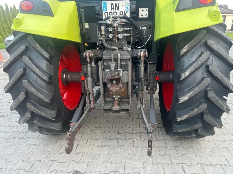 Claas Axos 320 nie celtis