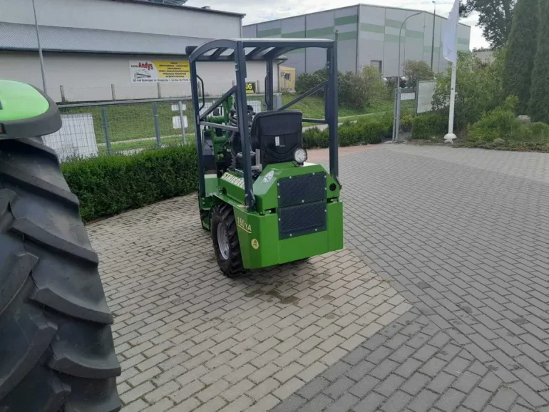 Ładowarka przegubowa STRIEGEL 160YA, nowa