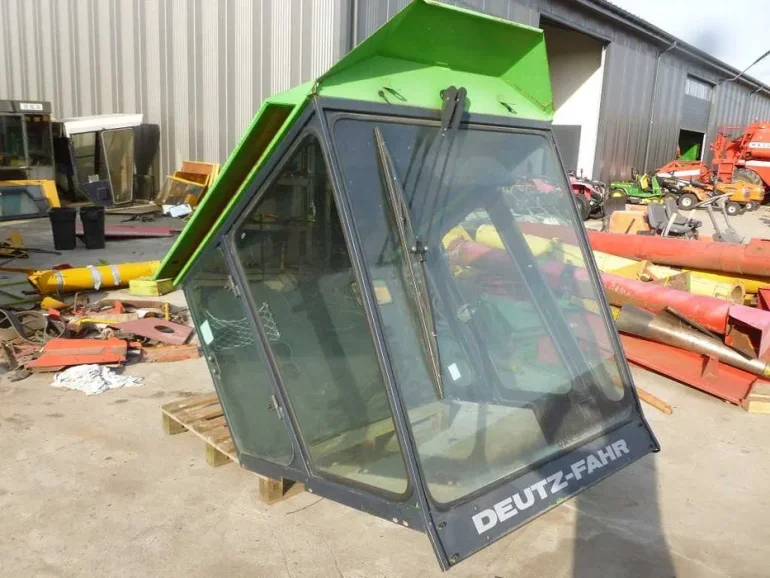 kabina do kombajnu deutz fahr claas john deere sampo volvo