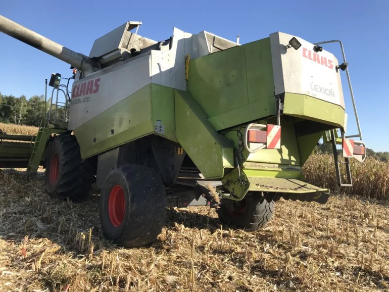 Claas Lexion 470 4X4 z tylnym napędem w oryginale z Niemiec