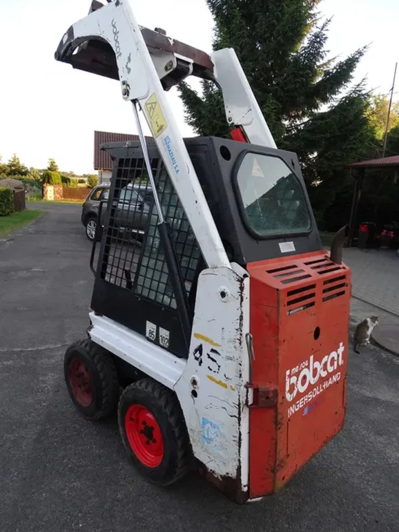 Mini ładowarka Bobcat 453 gehl,weidemann,case