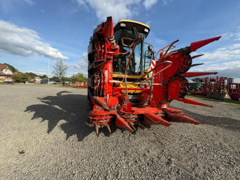 Sieczkarnia New Holland FX50 FX48A