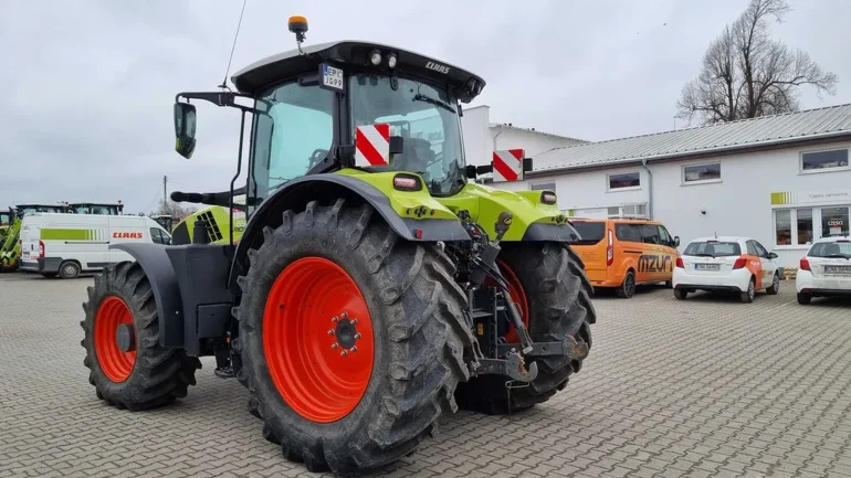 Ciagnik rolniczy CLAAS ARION 650 CMATIC Stan Idealny