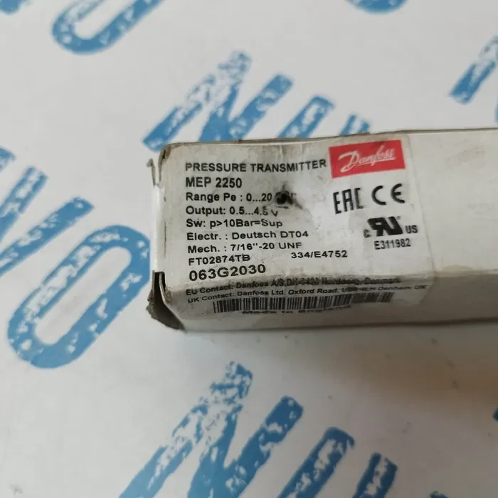 Przetwornik cisnienia jcb 334/e4752 mep 2250 Danfoss