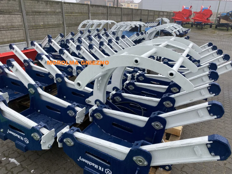 Brona leśna Zgrabiarka do gałęzi URFB FK MACHINERY by KOŁASZEWSKI spycharka