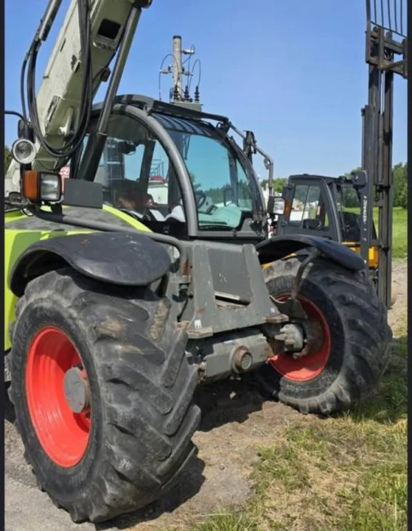 Ładowarka teleskopowa CLAAS Scorpion 7030