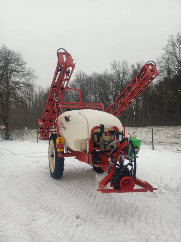 Opryskiwacz serii PELIKAN 1500