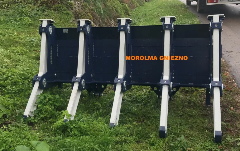 Brona leśna Zgrabiarka do gałęzi URFB FK MACHINERY by KOŁASZEWSKI spycharka