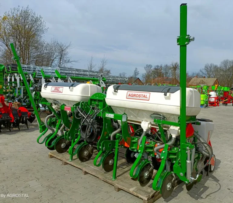 Pneumatyczny siewnik groch słonecznik kukurydzaAPACZ dozownik AGROSTAL