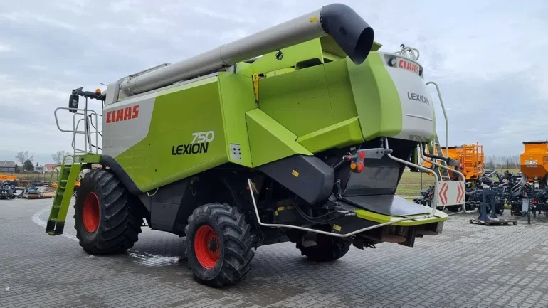 Kombajn zbożowy Claas Lexion 750 rok 2012r