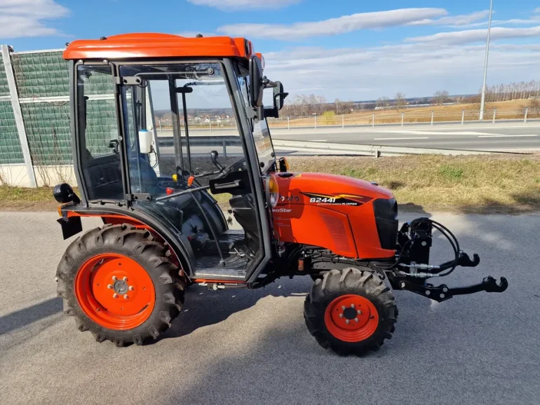 Traktorek Kubota B2441 Nowy Z Gwarancją