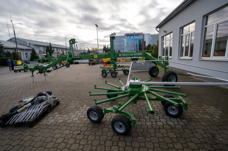 Pronar ZKP801 Zgrabiarka