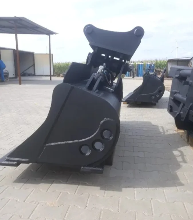 Łyżka skarpowa skarpówka hydrauliczna 0.6m3