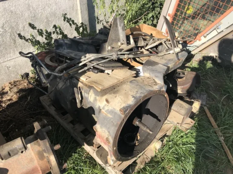 Części Renault 110.54 120.54 133.54