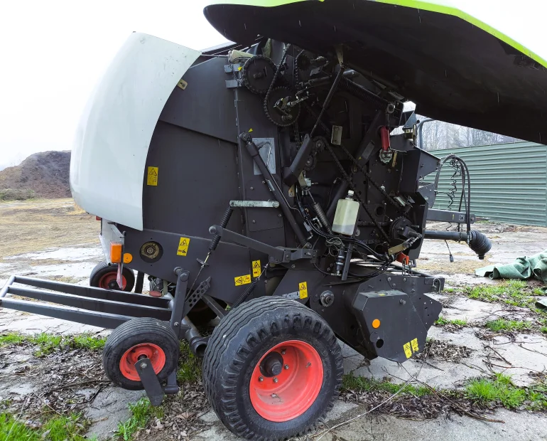 CLAAS VARIANT 360 RC - zadbana prasa z 2012r.