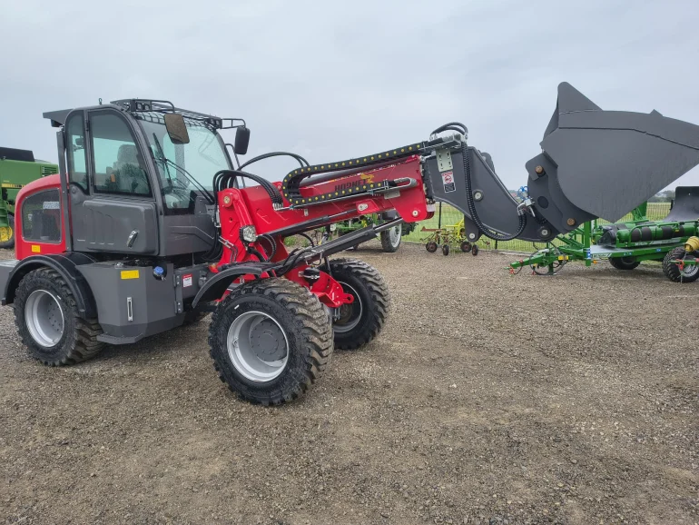 Ładowarka przegubowa teleskopowa  koparka HORNET 825 2,5T 5m