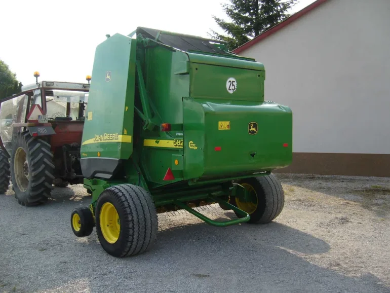 Prasa John Deere 592 582 siatka