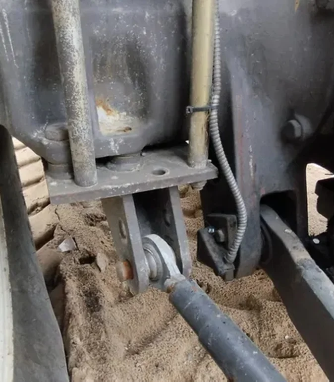 Lewa Tylna Zwolnica Renault Ares/ Massey Ferguson serii 6000