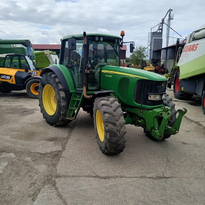 John Deere 6530 premium 6820