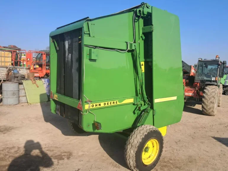 Prasa rolująca John Deere 550 w oryginale 545, 580 claas hesston