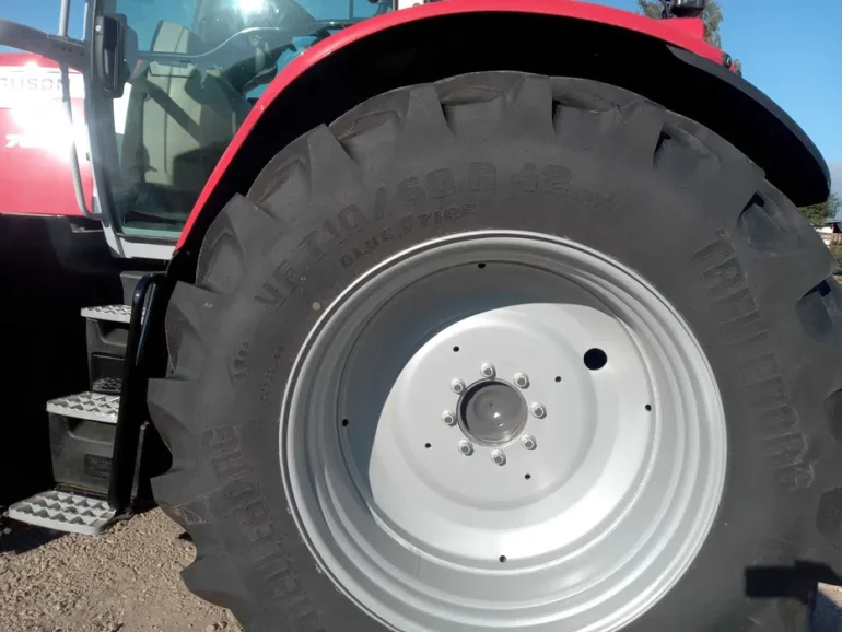 CIĄGNIK rolniczy Massey Ferguson MF 7S.180 D6 + przygotowanie pod NAVI
