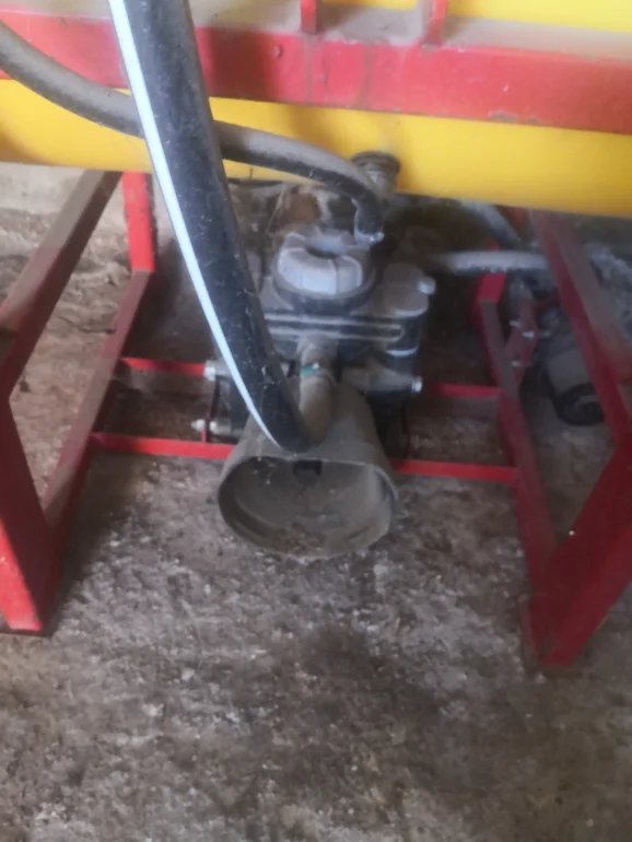 Sprzedam opryskiwacz 300l