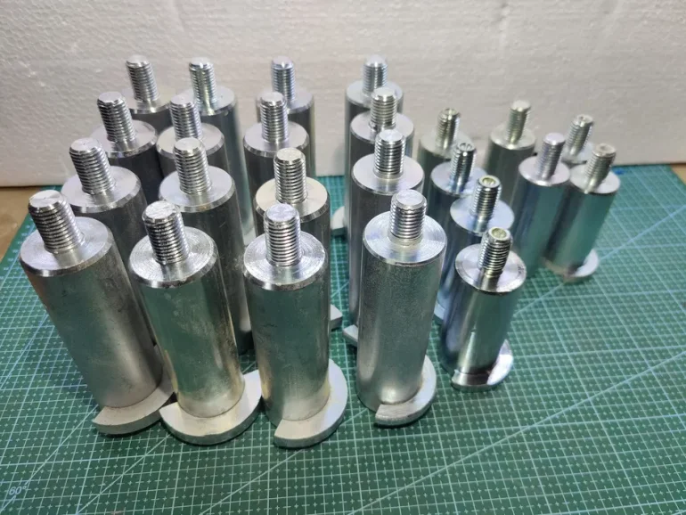 komplet sworzni do ładowaczy TUR4 TUR6 POL-MOT WARFAMA od 09r do 2014r