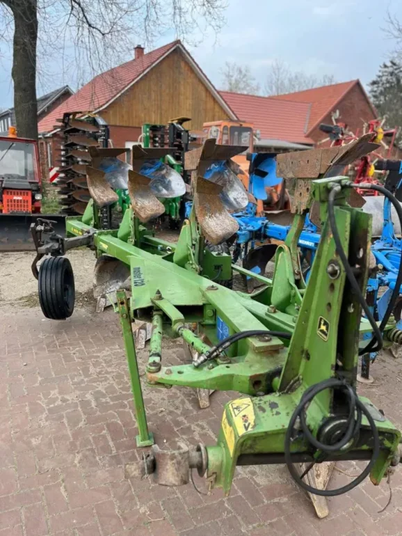 Pług obrotowy 4 3+1 skibowy Kuhn John Deere Master 120 * import DE*