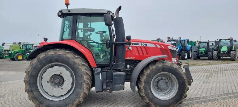 Massey Ferguson 7618