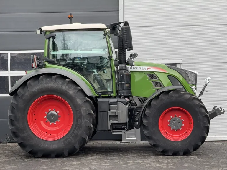 Fendt Vario 724 S4 PROFI PLUS RTK NOWY KOLOR