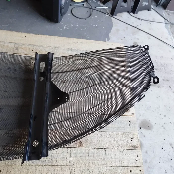 Siatka grill ciagnik valtra