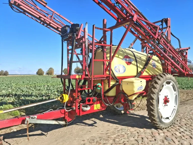 Opryskiwacz Hardi Tz 2500l 21/18/15m Pompa Membranowa Wąskie Koła !!!