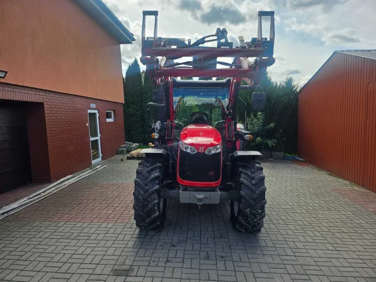 Massey Ferguson 4709 plus Ładowacz Czołowy MF926X z Niemiec Pneumatyka