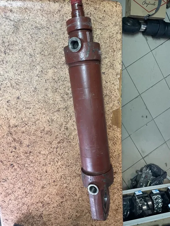 Siłownik chwytaka łyżki fortschritt koparka ładowarka t174 t-174 weima